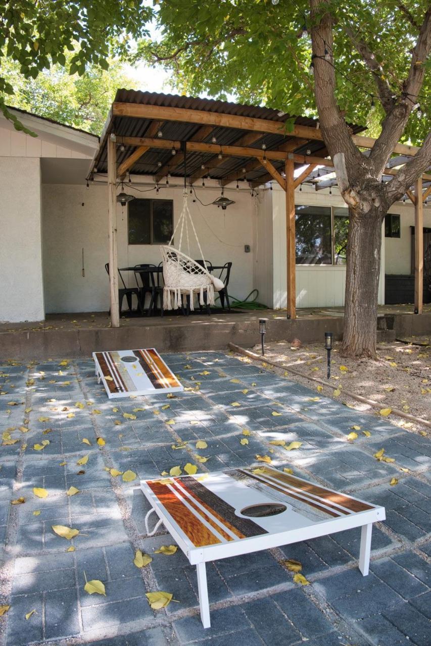 St George Family Getaway With Fire Pit, Ping Pong And Pet-Friendly Amenities Сент-Джордж Экстерьер фото